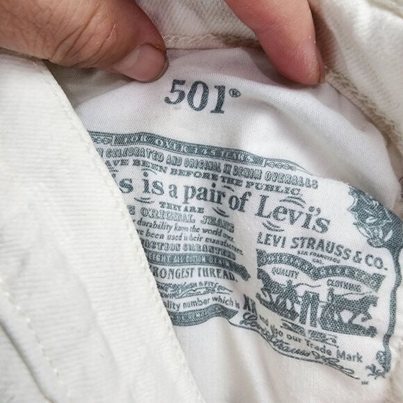 Levis Shorts Womens 32 501 White Stretch High Rise Button Fly Denim Jean *GUC* - Picture 13 of 16